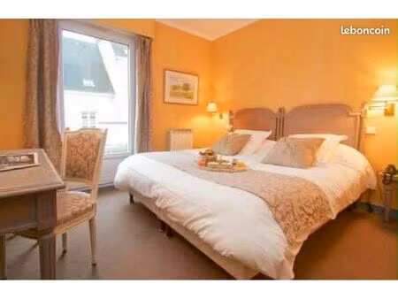 hôtel bar restaurant