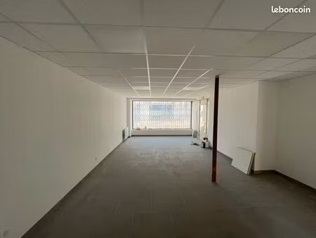 local commercial 54 m² – entièrement rénové – rue gambetta