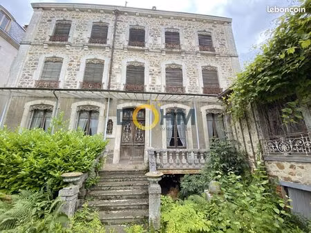 maison 16 pièces 506 m²