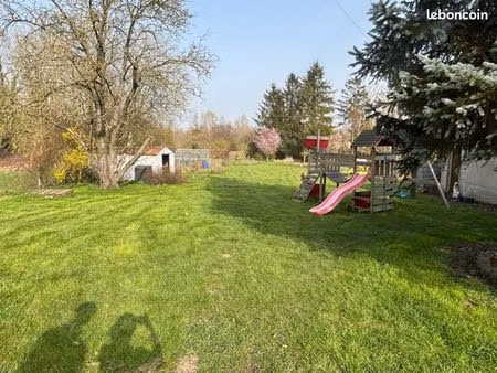 plain pied 125m2 avec dépendances de 60m2 / proche e valley