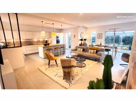 maison 6 pièces 134 m²