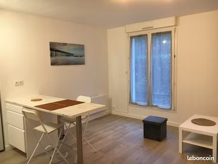 rer b aulnay-sous-bois - f1 bien équipé