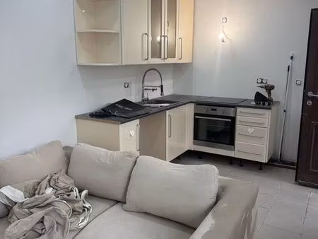 apparemment t2 tremblay en france