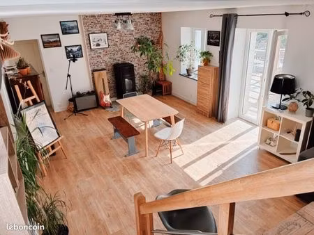 maison rénovée – 115 m² – 2300 m² terrain - calme  sans vis-à-vis  20 min tours