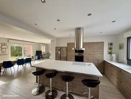 maison 4 pièces 102 m²