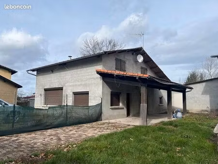 maison 4 pièces 140 m²