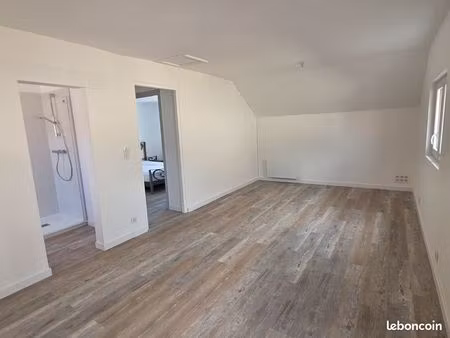 t2 rénové à 100m de la plage – charme & calme (vente particulier)