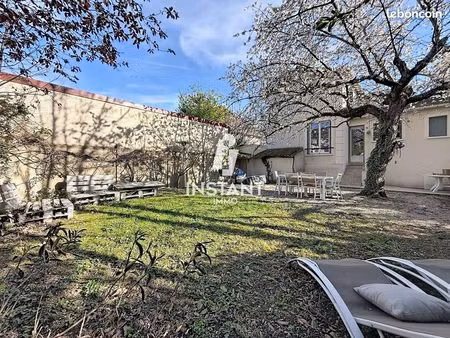 maison 6 pièces 126 m²