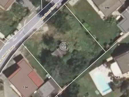 terrain 336 m² domène