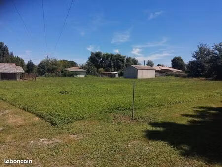 terrain constructible 2000m2