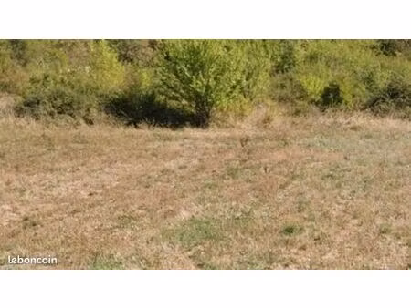 terrain 900 m² saint pierre lafeuille