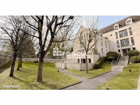 grand studio calme et sans vis-à-vis