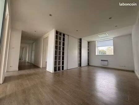 bureaux 150 m² quimper