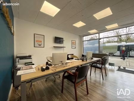 boutique 60 m² aulnay-sous-bois