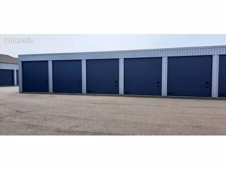 parking 37m²  hangar  stockage