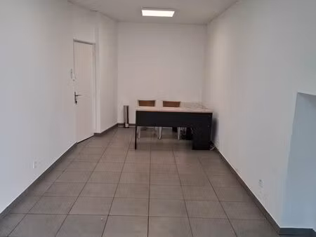 local à louer centre ville 22 m2 500e