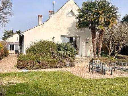 charmante maison à chitenay proche bourg