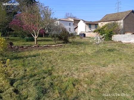 terrain constructible 610m2