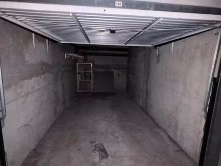 box sous-sol sablons