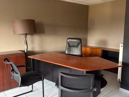 local professionnel 65 m² – bureaux + stockage – norroy-le-veneur