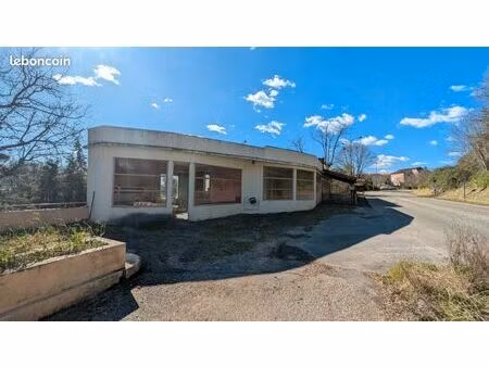 local commercial puy l'évêque