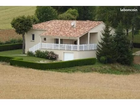 maison à la campagne dans le lot