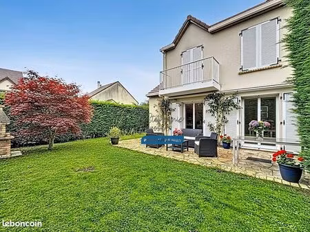 maison 6 pièces 107 m²