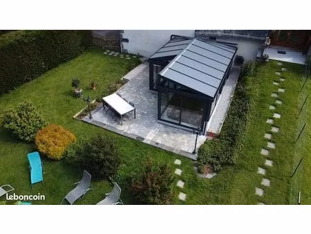 propriété 8 pièces 234 m²