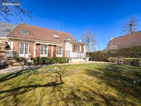 maison 6 pièces 140 m²