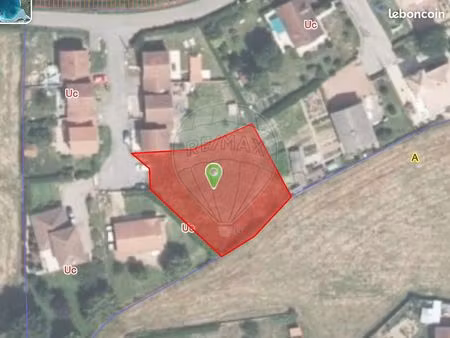 terrain 1 070 m² chauffailles