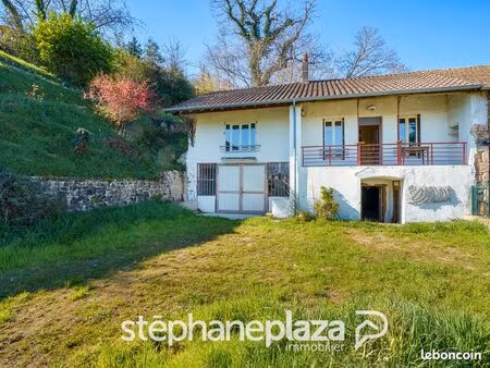 maison 2 pièces 60 m²