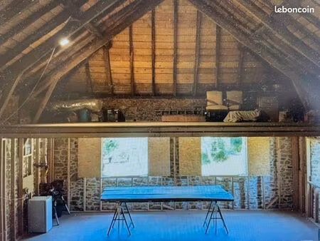 immeuble 240 m² molieres