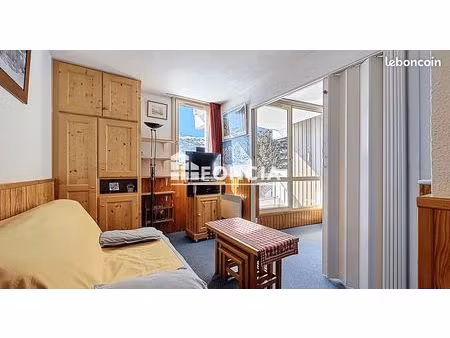 appartement fonctionnel dans une résidence à faibles charges aux menuires