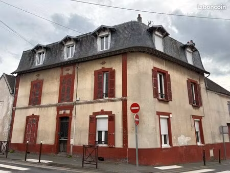 f2 lumineux – plein centre – proche rer c