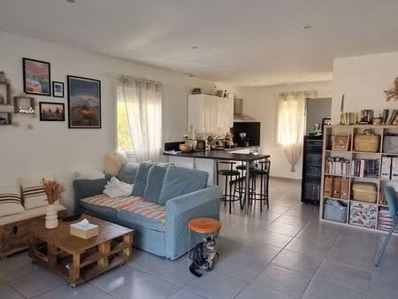 appartement t2 avec terrasse  garage et place de stationnement