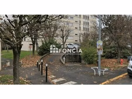 le mée-sur-seine - garage en sous-sol