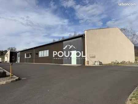 local d'activite 700 m² chabreloche