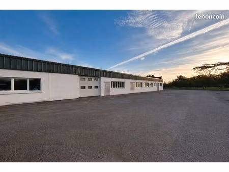 local 1500 m² rosporden