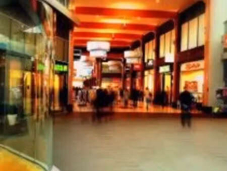 local commercial saint malo