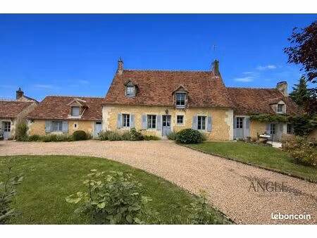 propriété 7 pièces 202 m²