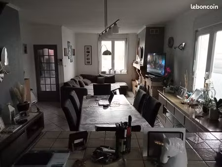 5 pièces 127 m2 englos