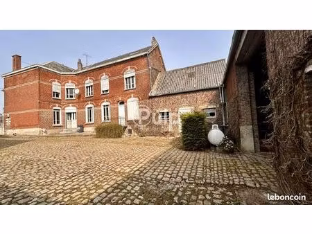 ferme 12 pièces 300 m²