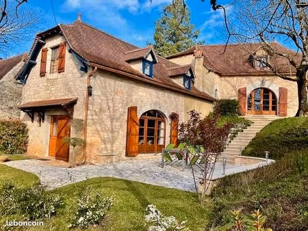 superbe maison quercynoise u ceur du parc regional du causse   env de figeac et de cahors 