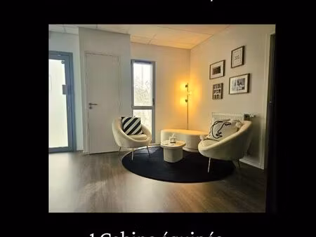 location cabine de soin/bureau dans pôle santé. parking gratuit