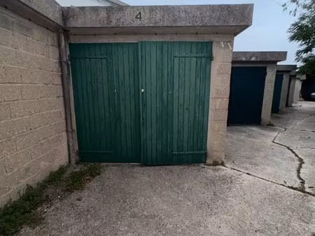 box (voiture  moto  stockage)