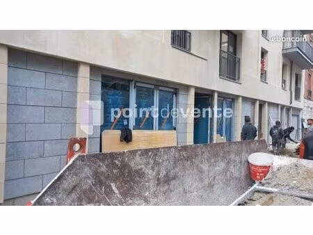 local commercial 189 m²