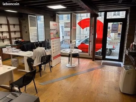 locaux commerciaux 65m2 pau centre