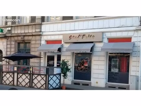 mur de local commercial