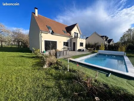maison meublée avec piscine et espace bien être