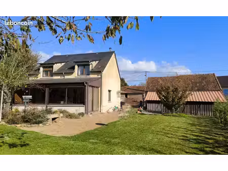 maison 6 pièces 142 m²